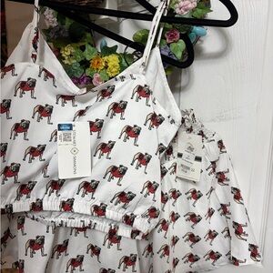 Stylish White Skirt with Bulldog Print